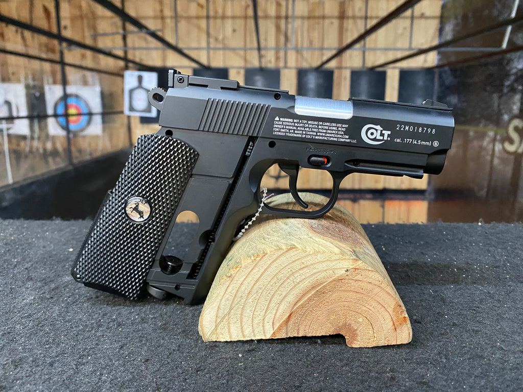 PISTOLA UMAREX COLT DEFENDER / CO2 / AIRE COMPRIMIDO / TIRO AL BLANCO